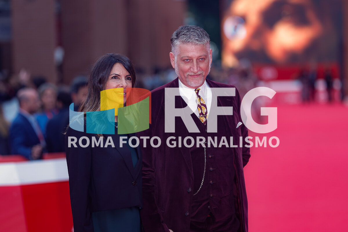Foto 2 di Red Carpet Gael Garcia Benal