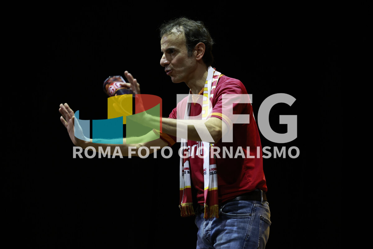 Foto 32 di AGO Capitano silenzioso