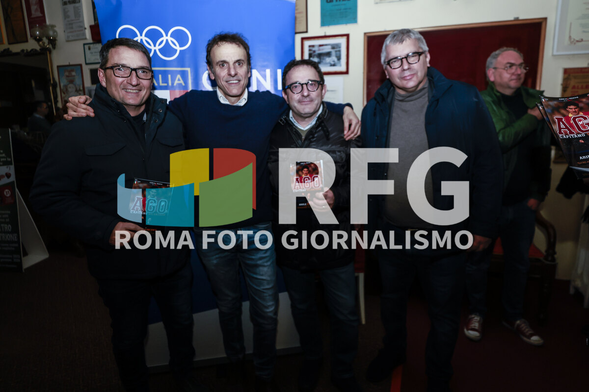 Foto 34 di AGO Capitano silenzioso