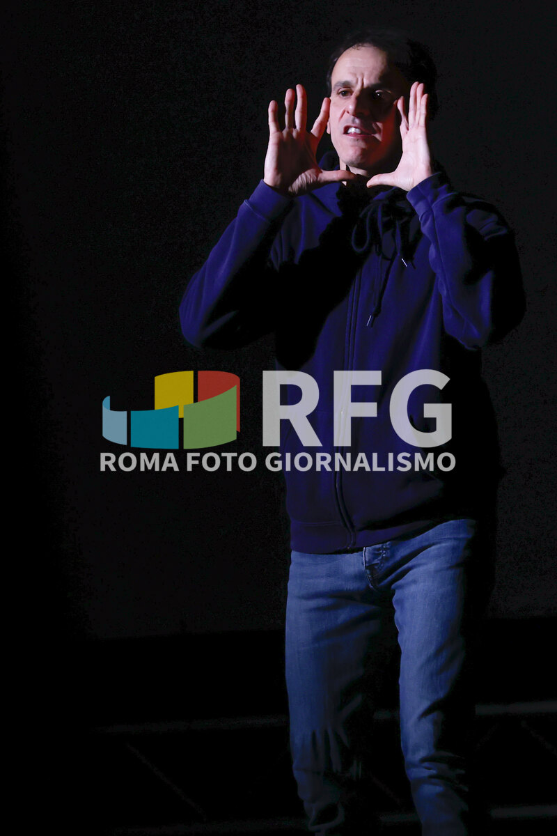 Foto 16 di AGO Capitano silenzioso