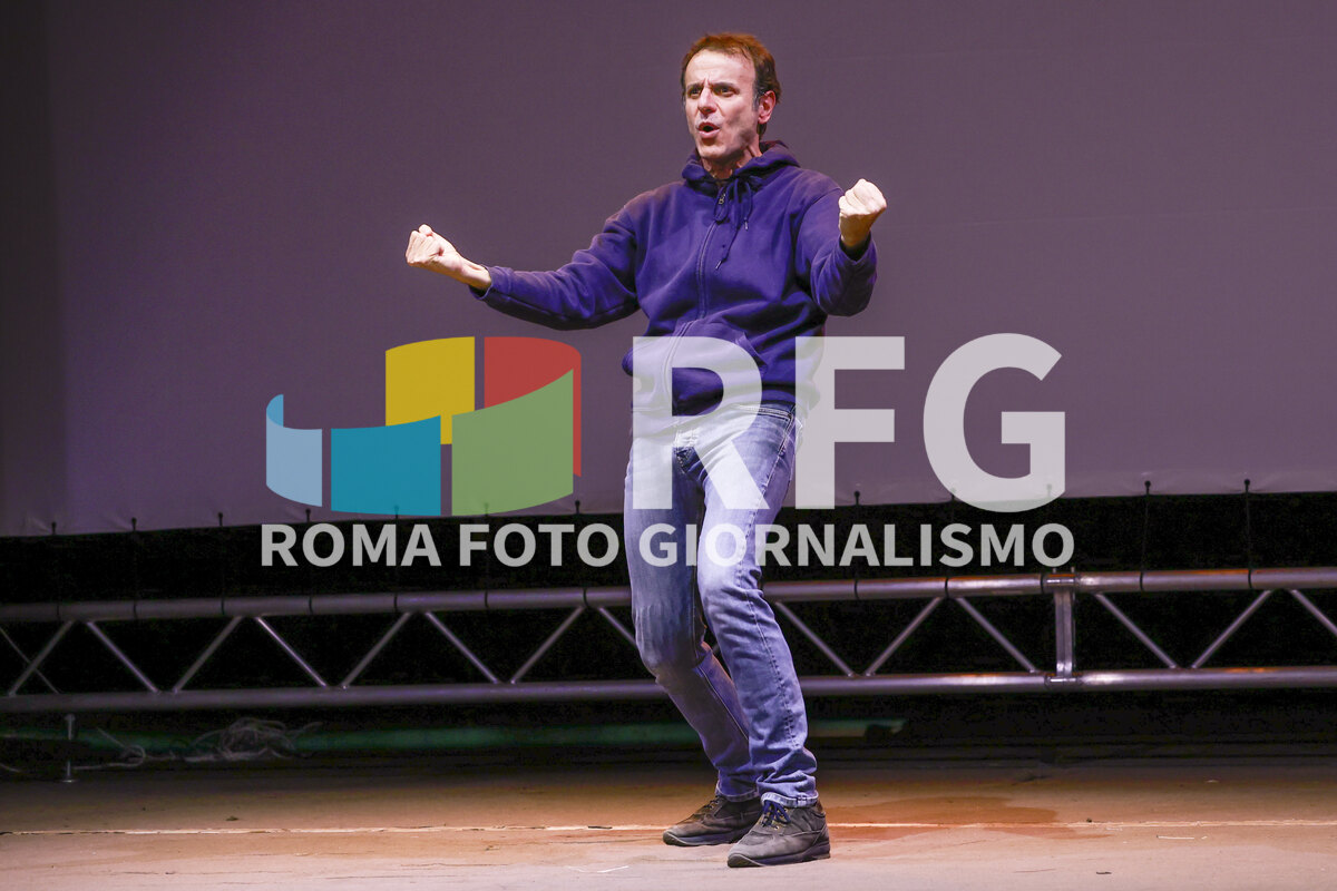 Foto 17 di AGO Capitano silenzioso
