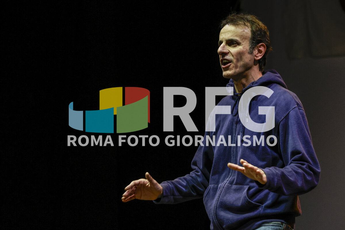 Foto 18 di AGO Capitano silenzioso